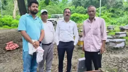 चम्पावत: वाइब्रेंट विलेज प्रोग्राम के तहत 11 चयनित गांवों में पहुंचे अधिकारी, ग्रामीणों से संवाद कर जानी ज़रूरतें और समस्याएँ