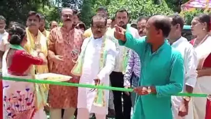 কোচবিহার ১: কোচবিহারে খুঁটিপুজো হলো ঐতিহ্যবাহী উত্তরণ সংঘের ৭৫ তম দুর্গোৎসবের, উপস্থিত তৃণমূলের জেলা সভাপতি