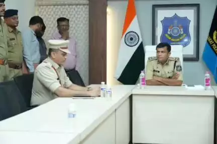 ટંકારા: લૂંટ કેસમાં ટંકારા પોલીસની કામગીરીને બિરદાવતા રેન્જ આઈજી