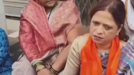 विद्यार्थिनीचा विनयभंग करणाऱ्या दोन शिक्षकांची अटकेसाठी मनसेच्या वतीने उमाकिरण समोर ठिय्या आंदोलन