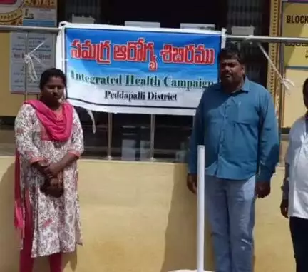 పెద్దపల్లి: ఓదెల మండలంలోని కొలనూరు ప్రభుత్వ ఆరోగ్య కేంద్రంలో సమగ్ర ఆరోగ్య శిబిరం నిర్వహించిన వైద్య సిబ్బంది