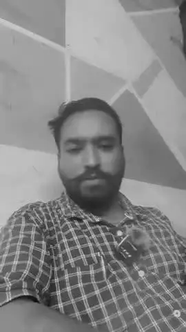 कौन सही और कौन गलत आप सब ही बताएं कमेंट में