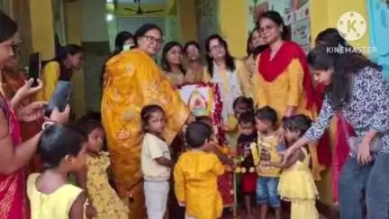आदित्यपुर गम्हरिया: आदित्यपुर में जय जगन्नाथ की गूंज के साथ नन्हे-मुन्ने बच्चों ने खींचा रथ
