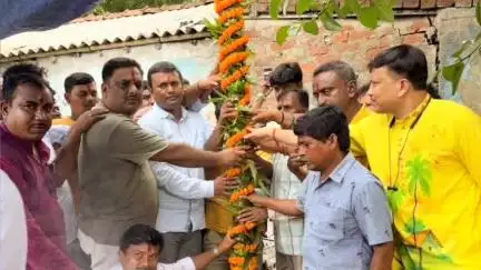 ভাঙড় ১: জগন্নাথ দেবের পবিত্র রথযাত্রার শুভ দিনে কে,এল,সি থানার সামনে অনুষ্ঠিত হল শারদীয় দুর্গোৎসবের খুঁটি পূজা