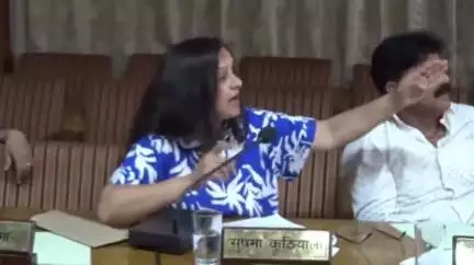शिमला शहरी: शिमला नगर निगम हाउस में लोअर बाजार सड़क खुदाई के मुद्दे पर पार्षदों के बीच हुआ जबरदस्त हंगामा