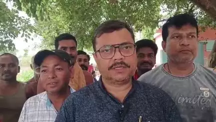 हसनगंज: कजरी गांव में राजद पार्टी द्वारा सत्तू पर चर्चा कार्यक्रम, तेजस्वी के विकास मॉडल पर हुई चर्चा