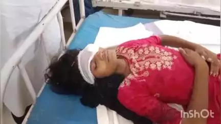 करायपरसुराय: गालीमपुर गांव में पुराने विवाद में मारपीट, मां-बेटी हुईं जख्मी