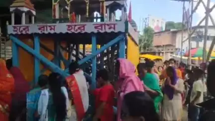 কালচিনি: রথযাত্রা উপলক্ষ্যে হ্যামিলটনগঞ্জে ভক্তদের ভিড়