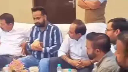 पंचकूला: विधायक शक्ति रानी शर्मा गुलेल गैंग हमले में घायल परिवार से बिटना में मिलीं, पीसीआर गश्त बढ़ाने का आश्वासन दिया