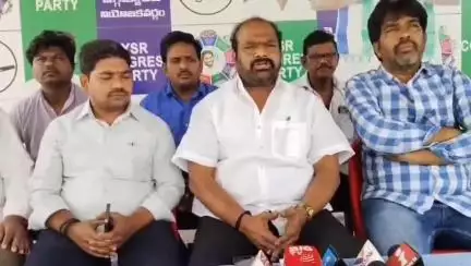 కూటమి ప్రభుత్వ హయాంలో అన్ని రంగాలు నిర్వీర్యం: జగ్గయ్యపేట నియోజకవర్గ వైసిపి ఇన్చార్జి తన్నీరు నాగేశ్వరరావు ధ్వజం