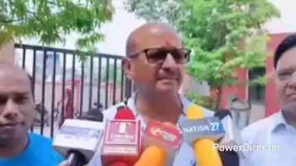 लालकुऑ: डाक्टरों के खिलाफ कार्रवाई की मांग को लेकर कांग्रेस कार्यकर्ताओं ने तहसीलदार के माध्यम से मुख्यमंत्री को भेजा ज्ञापन