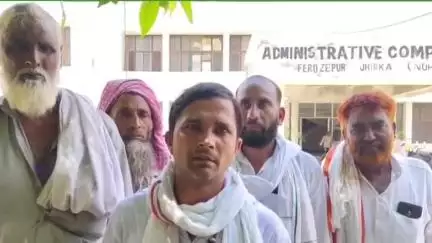 नूह: फौंदाबास गांव के फिरनी वाले रास्ते पर भरा पानी, परेशान ग्रामीणों ने एसडीएम को दी शिकायत #jansamasya