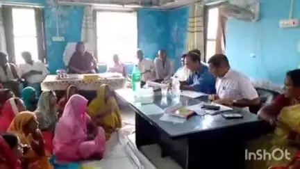नावकोठी: रजाकपुर पंचायत भवन में आशा चयन हेतु आमसभा का आयोजन, तीन आशा कर्मी चयनित