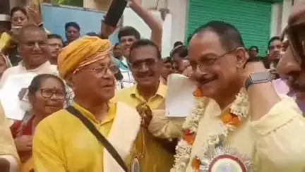 সালানপুর: আসানসোলের বেণীমাধবনগরে রথযাত্রার বর্ণাঢ্য শোভাযাত্রায় উপস্থিত মন্ত্রী
