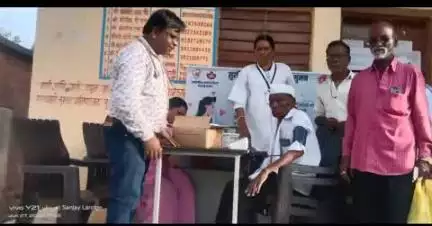 आषाढी वारी निमित्ताने आज संत एकनाथ महाराज यांची दिंडी मुक्काम मोजे दांडेगाव येथे आरोग्य तपासणी #chcmahishi ambhi 🙏🏻🙏🏻🙏🏻