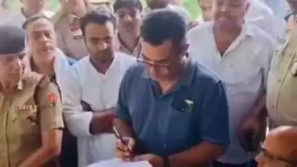 पलवल: दिन भर के संघर्षों के बाद XEN पलवल ने पीड़ित परिवार को लिखित में दिया आश्वासन
