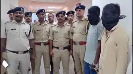 बिहार: सोहसराय थाना के दुखी होटल में गोलिबारी के मामले में दो युवकों को एक देसी कट्टा, 2 जिंदा कारतूस के साथ किया गिरफ्तार