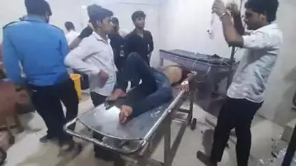 मुरैना नगर: लभनपुरा गांव में अज्ञात कारणों से युवक ने खाया जहरीला पदार्थ, ज़िला अस्पताल में इलाज जारी