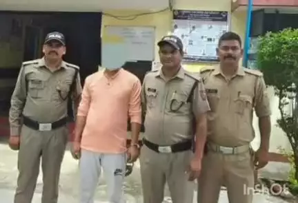बागेश्वर: दो साल से फरार चल रहे ₹50 हजार के इनामी अभियुक्त महेंद्र सिंह को बागेश्वर पुलिस ने किया गिरफ्तार