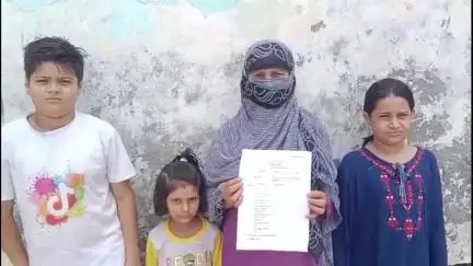 कोल: फ़िरदौस नगर में 10 लाख न मिलने पर दरोगा पर पत्नी को ट्रिपल तलाक देकर घर से निकालने का आरोप, दरोगा सहित 7 पर FIR दर्ज