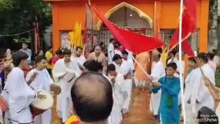 देवघर: इस्कॉन देवघर ने शिवलोक परिसर से भगवान जगन्नाथ की भव्य रथयात्रा निकाली