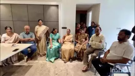 కరీంనగర్: దేశ మొదటి ప్రధాని నెహ్రూకి ఢిల్లీ ఎయిమ్స్ లో చికిత్స చేసిన డాక్టర్ భూమ్ రెడ్డి : ఎమ్మెల్సీ కల్వకుంట్ల కవిత