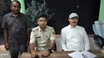 परिहार: परिहार अंचल कार्यालय से दलाल गिरफ्तार, राजस्व कार्य में कर रहा था दलाली