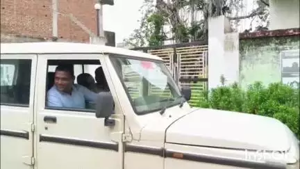 लखनपुर: NH 130 स्थित केवरा चौक में स्कूटी और बाइक की आमने-सामने भिड़ंत, 4 लोग घायल, एक की हालत गंभीर, जिला अस्पताल रेफर