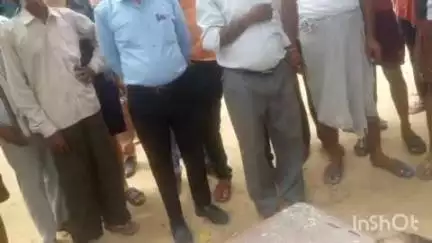 जलालपुर: जफरपुर गांव में सर्प दंश से एक व्यक्ति की मौत, परिजनों में मचा हड़कंप