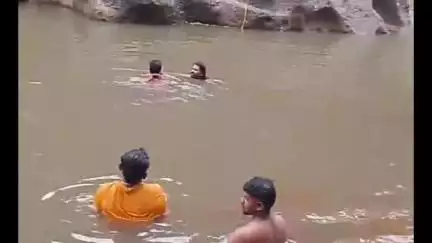 బుట్టాయిగూడెం మండలం చింతల గూడెం గండికోట చెరువులు నీట మునిగి ముగ్గురు యువకులుమృతి