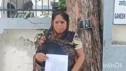 भोगांव: बेवर क्षेत्र में दबंगों ने महिला के साथ घर में घुसकर की मारपीट