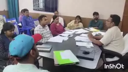 तारापुर: गहन पुनरीक्षण से फर्जी मतदाताओं के नाम होंगे बाहर, मतदाता सूची में दर्ज नामों का घर-घर जाकर होगा सत्यापन