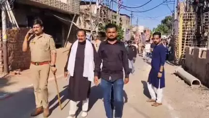 कानपुर: ऐतिहासिक पटकापुर में नवाब साहब के हाते से निकाला गया आलम जरी का जुलूस