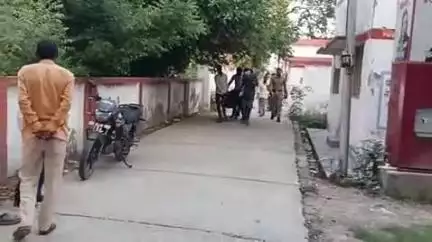 बिल्सी: कादरचौक और सिवाया हामिदपुर गांव के बीच बैंक से रुपए निकालने गई बुजुर्ग महिला को बाइक सवार ने मारी टक्कर, हुई मौत