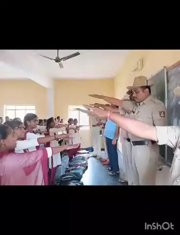 ಕುಷ್ಟಗಿ: ಕುಷ್ಟಗಿ ಶಾಲಾ ಕಾಲೇಜು ವಿದ್ಯಾರ್ಥಿಗಳಿಗೆ ಡ್ರಗ್ ಜಾಗೃತಿ ಸಭೆ ನಡೆಸಿದ ಪೊಲೀಸ್ ಇಲಾಖೆ
