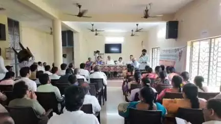 తాడేపల్లిగూడెం: పెంటపాడు మండల ప్రజా పరిషత్ కార్యాలయంలో మండల సర్వసభ్య సమావేశం, పాల్గొన్న ఎమ్మెల్యే శ్రీనివాస్