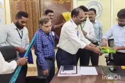 పంటల బీమా పథకాన్ని ప్రతి రైతు వినియోగించుకోవాలి: జాయింట్ కలెక్టర్ సేతు మాధవన్