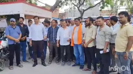 छिबरामऊ: सोशल मीडिया पर ब्राह्मण समाज के खिलाफ अभद्र टिप्पणी से आक्रोश, कोतवाली में दी तहरीर, कार्रवाई की मांग