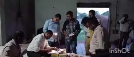 राजनांदगांव: जिले के ग्राम बोइरडीह में संचालित अवैध सितारा निर्माण फैक्ट्री में जीएसटी विभाग ने दी दबिश