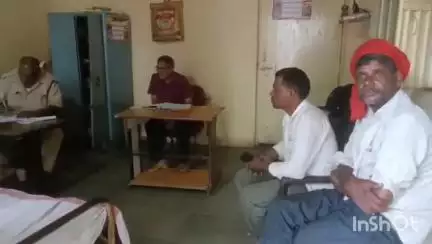 गुना नगर: गेहूंखेड़ा में सर्प काटने से महिला की मौत, अस्पताल ले जाते समय कीचड़ में फंसा ट्रैक्टर, इलाज में हुई देरी