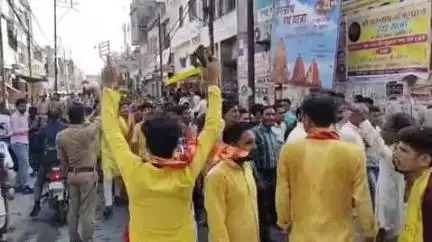 फर्रुखाबाद: शहर में धूमधाम से निकाली गई जगन्नाथ जी की यात्रा, भक्त ढोल नगाड़ों पर झूमते नजर आए, सुरक्षा के पुख्ता इंतजाम रहे
