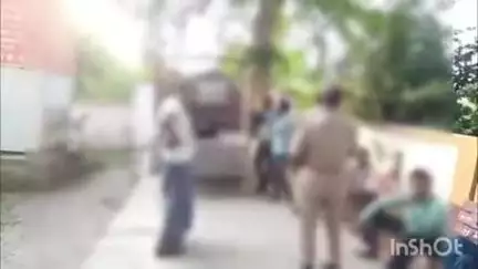 बिल्सी: थाना कुंवरगांव क्षेत्र के एक गांव में संदिग्ध परिस्थितियों में युवती की घर में मिली लाश, परिजन मौके से फरार