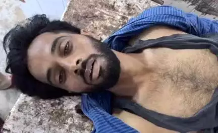 జహీరాబాద్: పస్తాపూర్ వద్ద రోడ్డు ప్రమాదంలో గాయపడ్డ యువకుడు ఆసుపత్రికి తరలిస్తుండగా మార్గమధ్యంలో మృతి