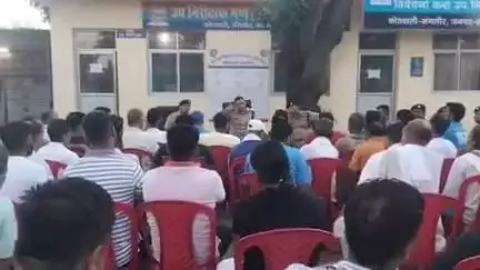 नारासन: मंगलौर कोतवाली परिसर में कावड़ यात्रा को लेकर पुलिस ने स्पेशल पुलिस ऑफिसर्स के साथ की बैठक