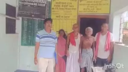 हंटरगंज: एमओ ने आधा दर्जन पीडीएस दुकानों का किया निरीक्षण, डीलरों को तीन माह का अग्रिम राशन देने का निर्देश