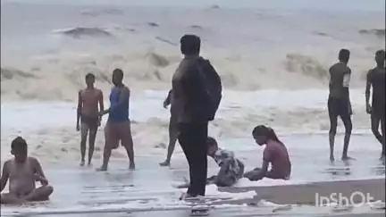 નવસારી: આજે અષાઢી બીજ ઉભરાટ બીચ ઉપર દરિયો તોફાની બન્યો.