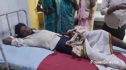 मऊ: कर्वी के बेड़ी पुलिया के पास ट्रक की टक्कर से बाइक सवार युवक घायल, PRB/112 ने जिला अस्पताल में कराया भर्ती