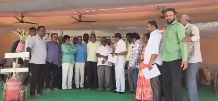 ರಾಯಚೂರು: ನಗರದಲ್ಲಿ ಬಿಜೆಪಿ ಶಾಸಕ ಶಿವರಾಜ ಪಾಟೀಲರ ವಿರುದ್ಧ ಕ್ರಮಕ್ಕೆ ಏಮ್ಸ್ ಹೋರಾಟಗಾರರ ಒತ್ತಾಯ