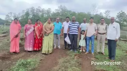 हर्रई: हर्रई की पहाड़ी में वैश्य महा सम्मेलन और वन विभाग द्वारा पौधारोपण, पर्यावरण संरक्षण का दिया संदेश