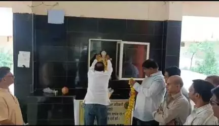 सनावद: श्रीमंत बाजीराव पेशवा महाविद्यालय की जनभागीदारी समिति की बैठक विधायक बिरला की उपस्थिति में संपन्न